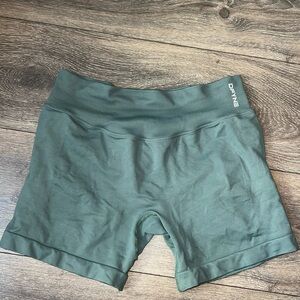 Green Dfyne Impact shorts